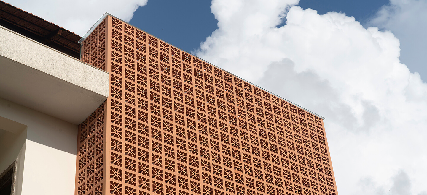 residential facade - teracotta lattice